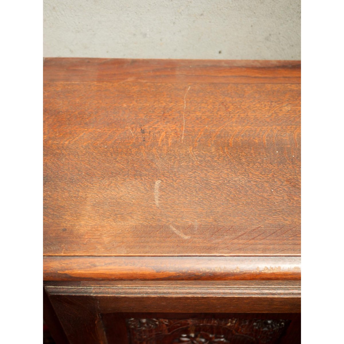 Table d'appoint en bois Francine N°985 - Bon état bois foncé, DEBONGOUT