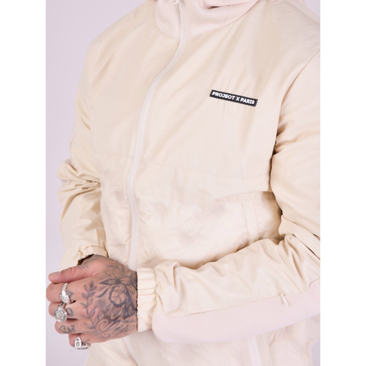 Veste à capuche bi-matière matelassage rond ivoir, PROJECT X