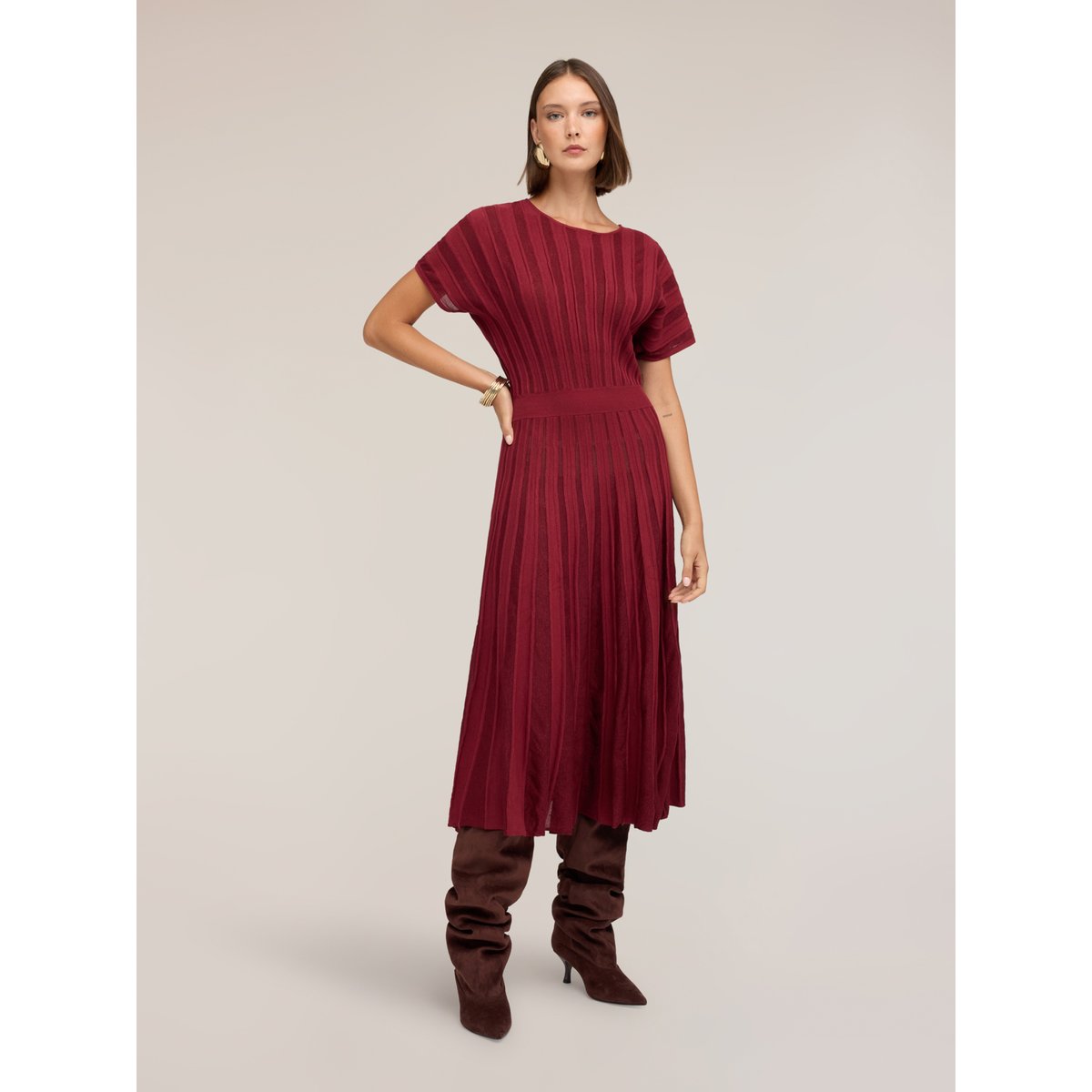 Robe évasée plissée rouge, MOTIVI