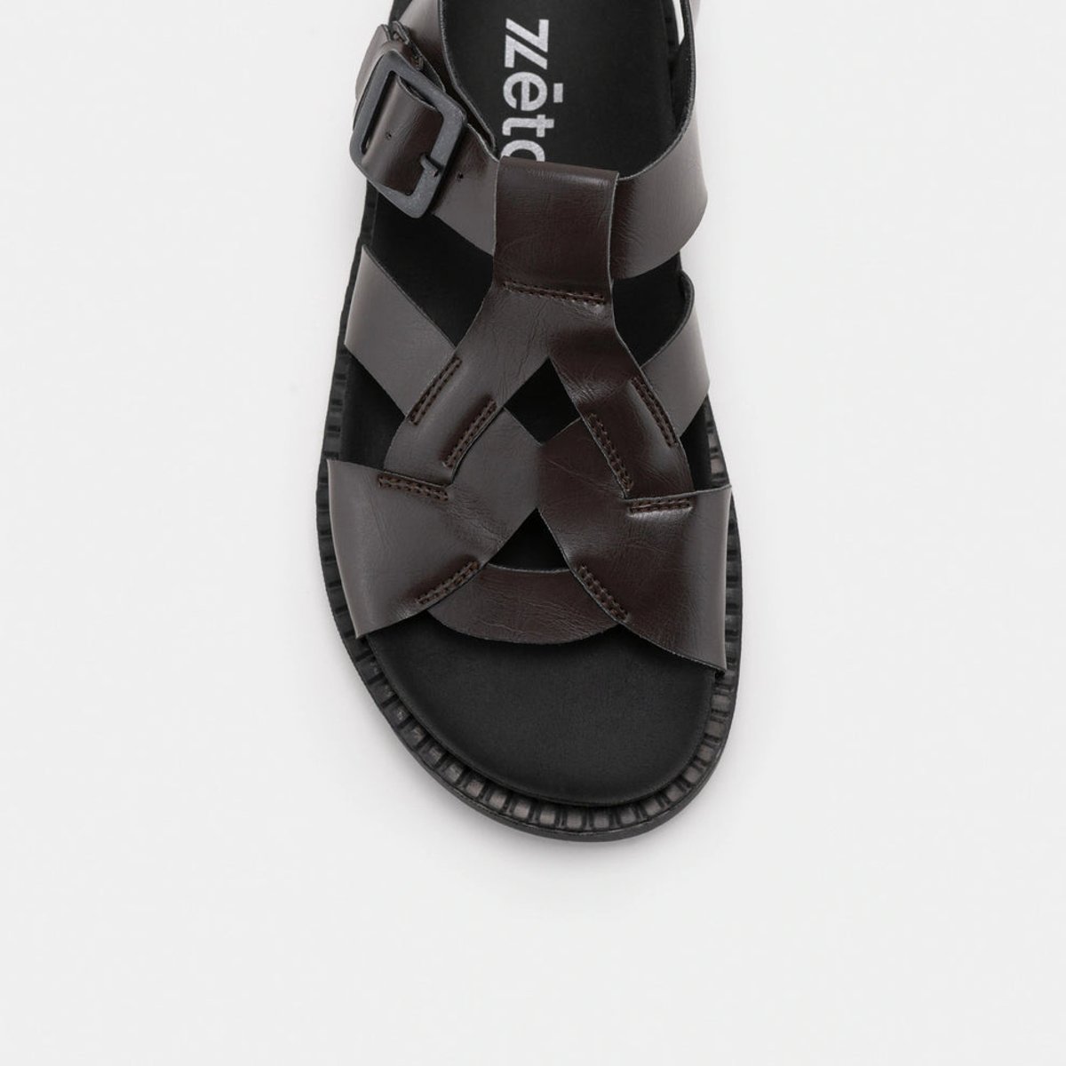 Nazea marron marron, ZETA
