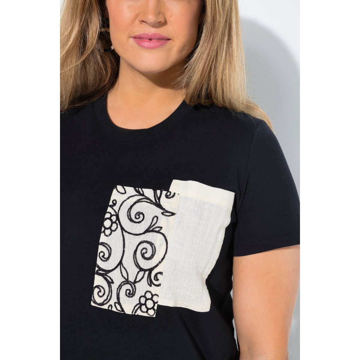 T-shirt en coton bio, poches poitrine noir, ULLA POPKEN