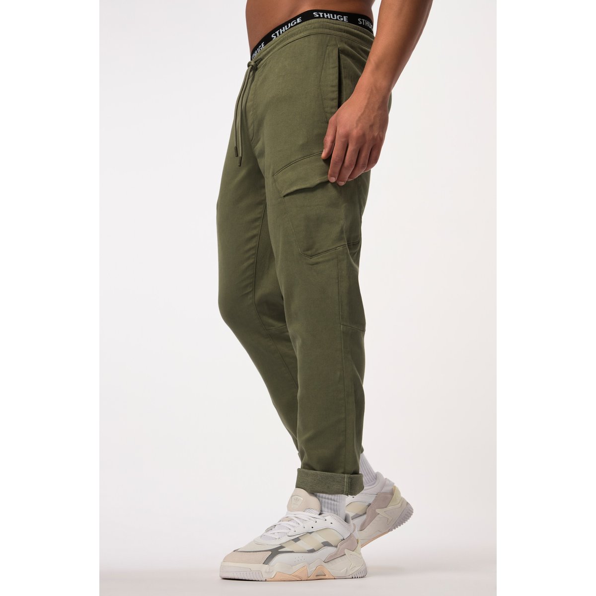 Pantalon cargo. Technologie FLEXLASTIC® et vert étang, STHUGE