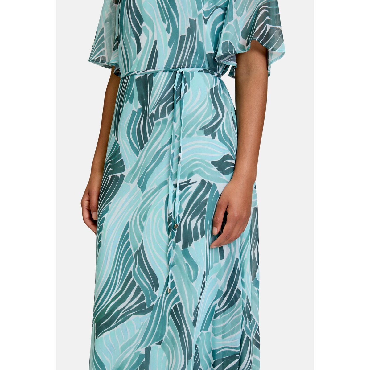 Robe en chiffon à manches à ailettes petrol/mint, BETTY & CO