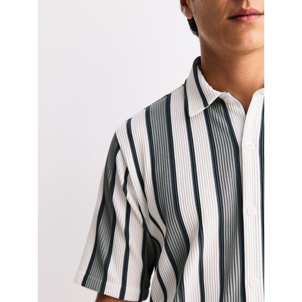 Chemise en jersey à rayures texturées vert sauge/écru, NEXT