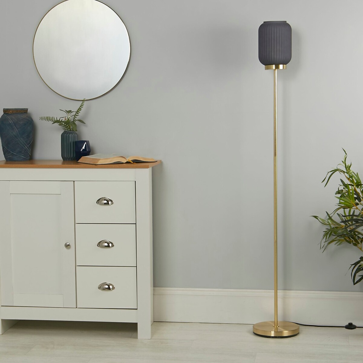 Spring Frosted Glass Wall Lamp in Gold navy, SO'HOME