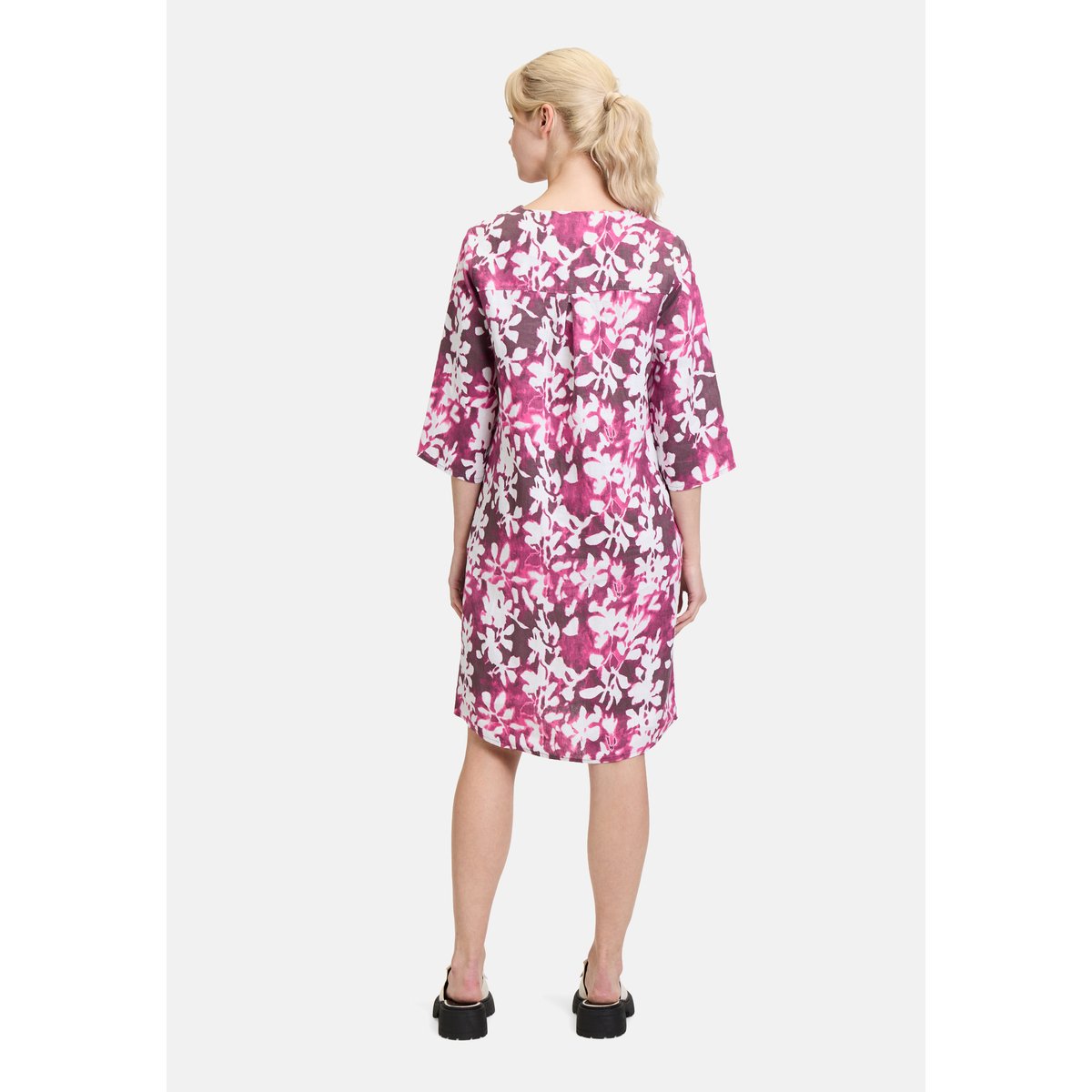 Robe d'été à motifs cream/rosé, CARTOON