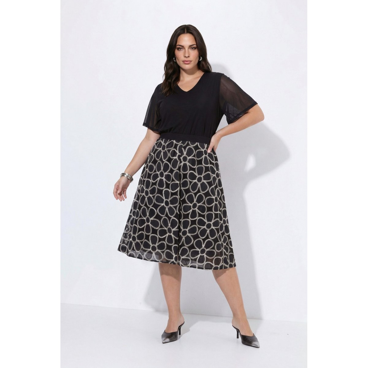 Robe en dentelle noir, ULLA POPKEN