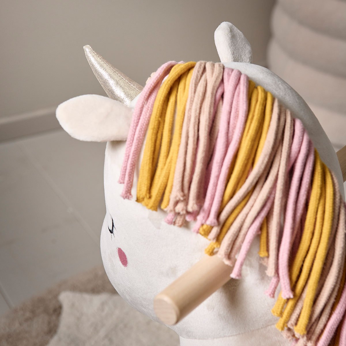Cheval à bascule lara beige, PETITE AMELIE