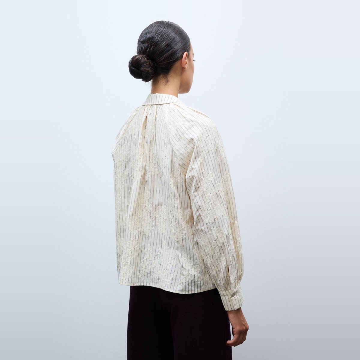 Chemise manches longues rayée avec détail de broderie en coton BIO GOTS ecru, MONOPRIX