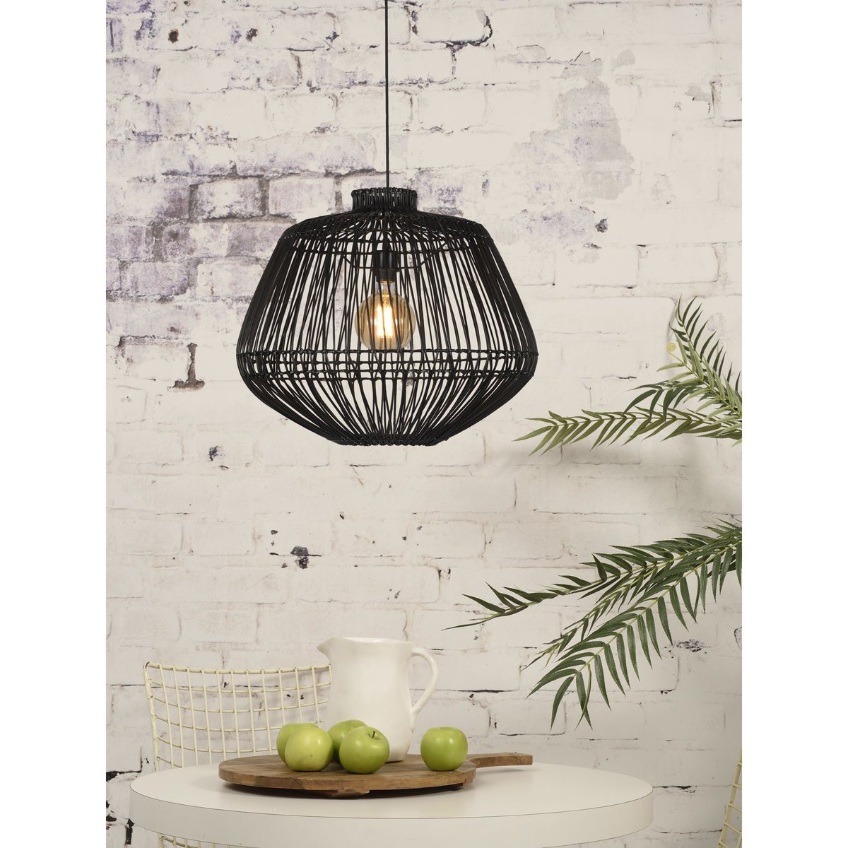 Lampe Suspendue Rotin MADAGASCAR noir, GOOD & MOJO
