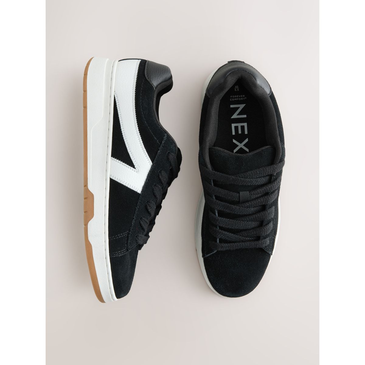 Baskets à lacets et rayures forever comfort® noir, NEXT