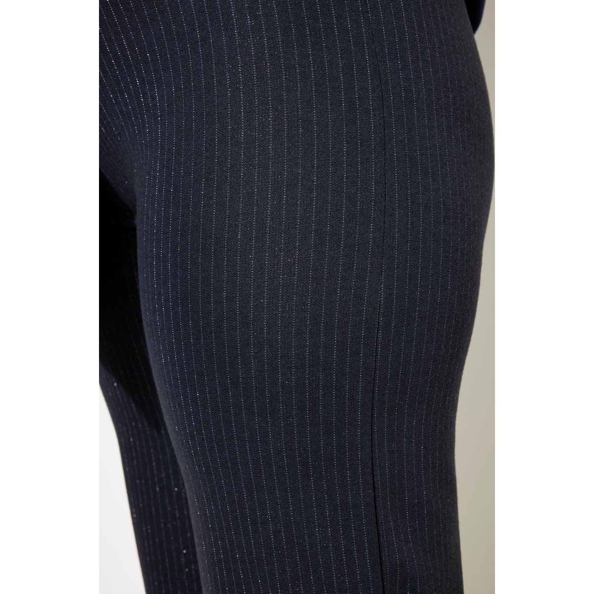 Pantalon à enfiler. Jambes larges et fines marine, STUDIO UNTOLD