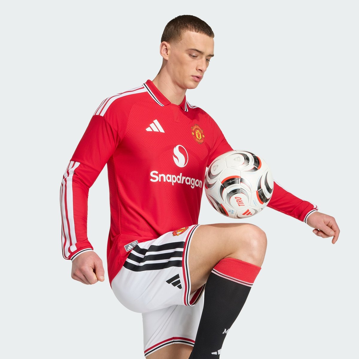 Maillot Manches Longues Domicile Manchester United 26/27 Authentique Maillot Manches Longues Domicile Manchester United 26/27 Authentique mufc red, adidas Performance