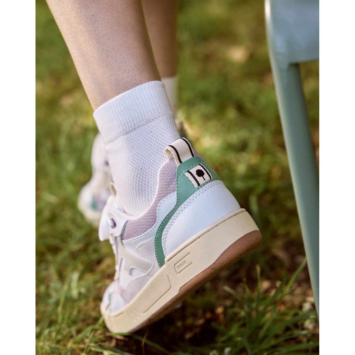 Baskets basses cuir suede DAHLIA blanc et brun rosé, FAGUO