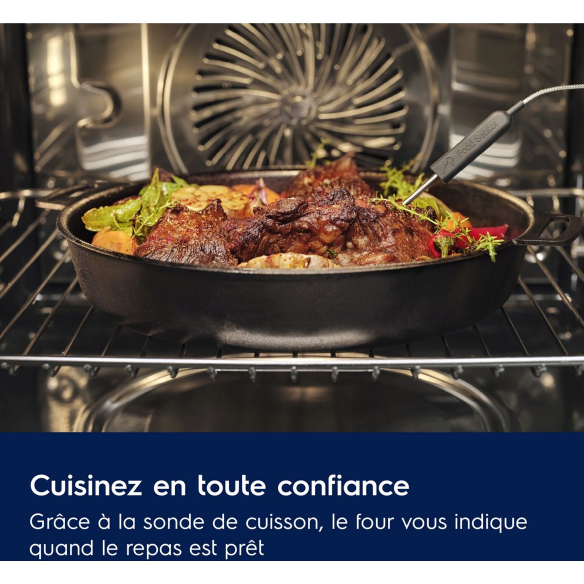 Four encastrable EOE8P09RH Pyrolyse Ouverture latérale Droite, Écran tactile 72L couleur unique, ELECTROLUX
