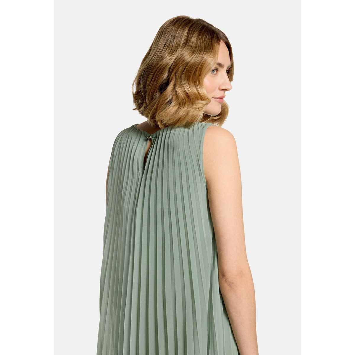Robe maxi longueur à plis lily pad, BETTY & CO