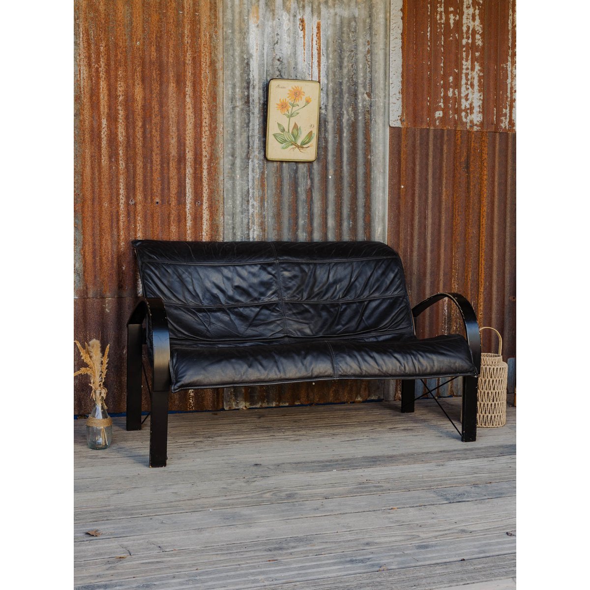 Canapé en bois et cuir noir Jacques N°147 - Bon état noir, DEBONGOUT