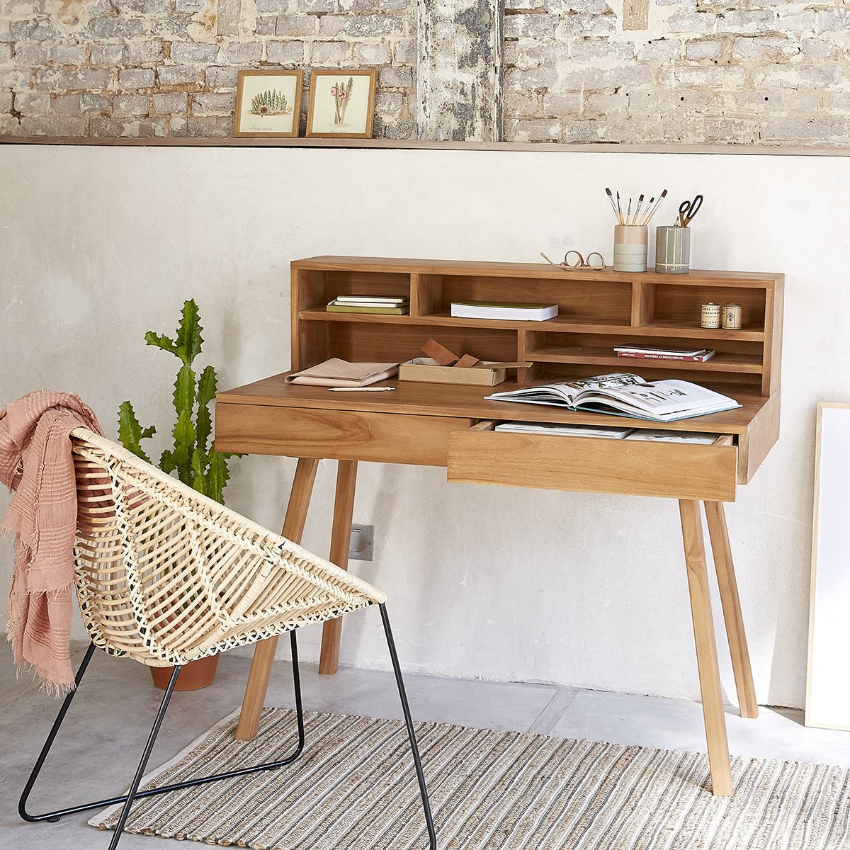 Bureau en bois de teck 110 cm 2 tiroirs ISAURE naturel, BERAH GETAH