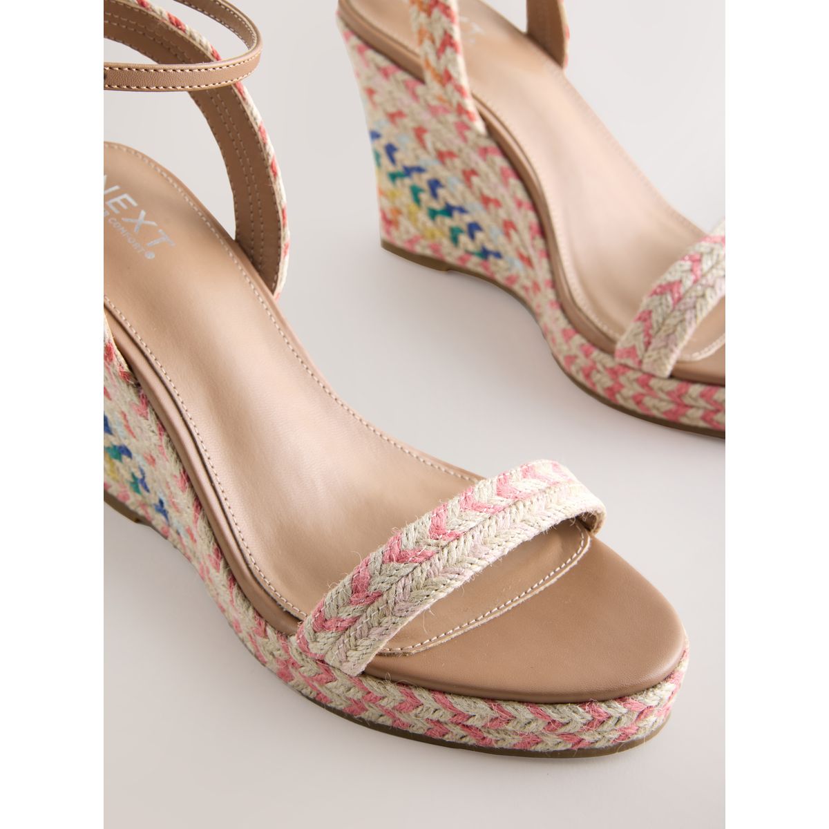 Chaussures compensées forever comfort® multi-couleurs, NEXT