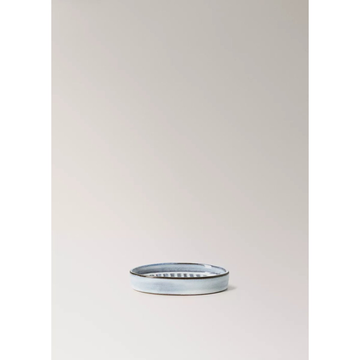 Porte-savon en céramique ovale bleu ciel, MANGO HOME