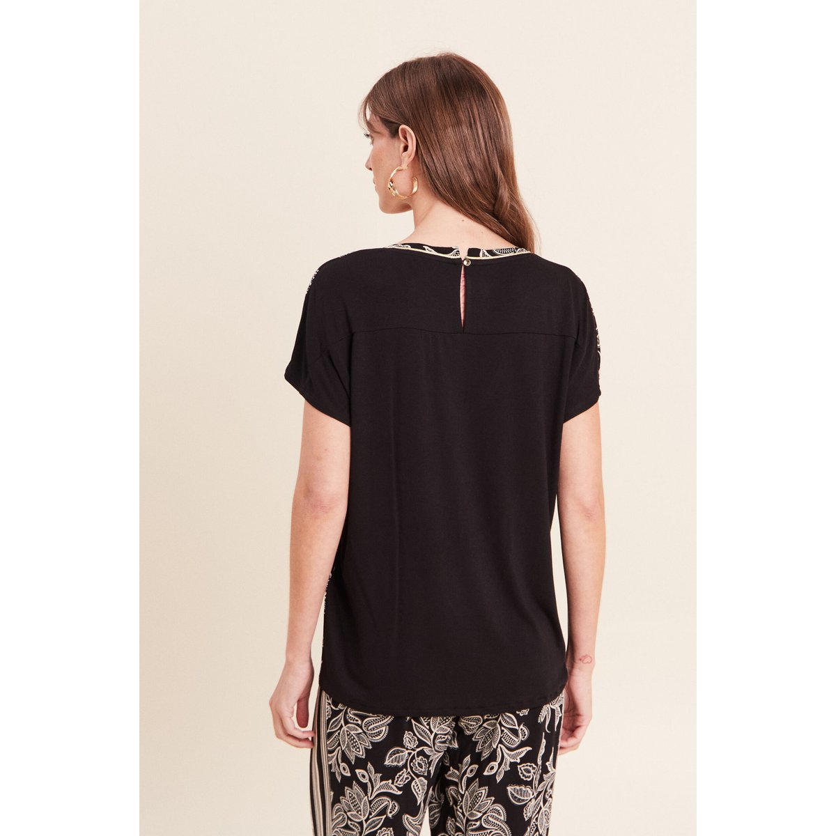 Blouse col v manches courtes noir, BREAL