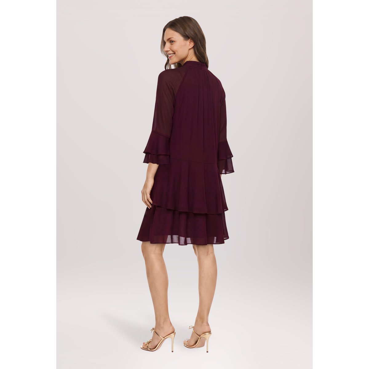 Robe de cocktail de style bohème strong aubergine, VERA MONT