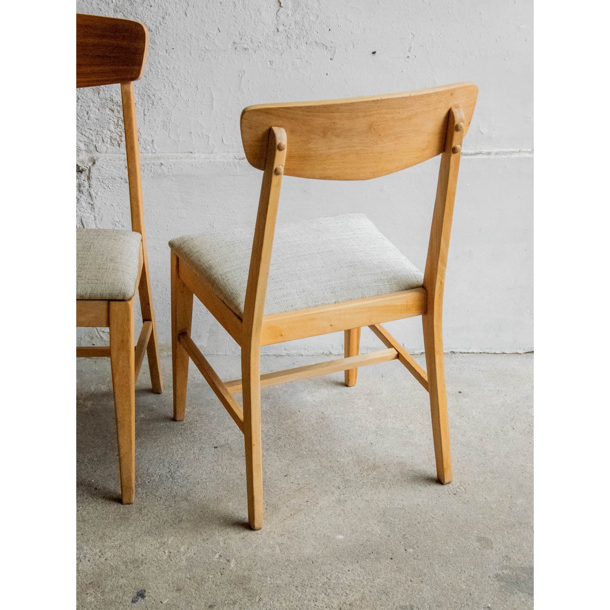 Lot de 4 chaises en chêne clair Alma N°1400 - Bon état bois clair, DEBONGOUT