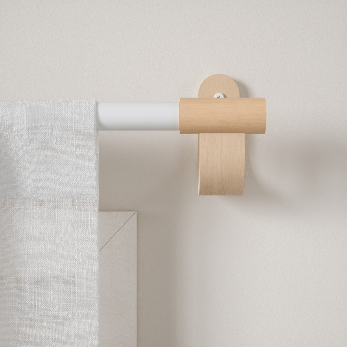 Tringle à rideaux design bois acier  BELLWOOD bois clair, UMBRA