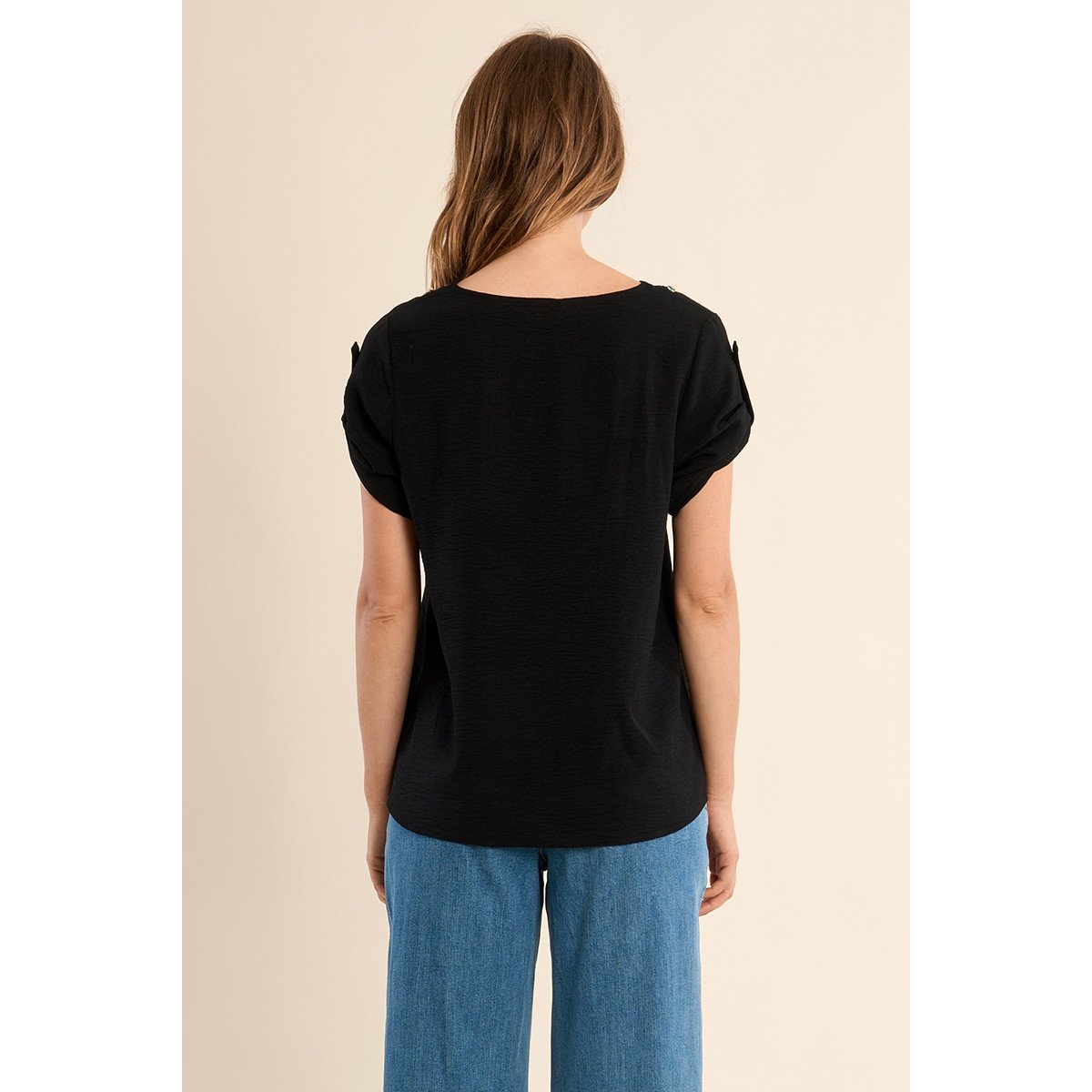 T-shirt avec col perlé noir, MOLLY BRACKEN