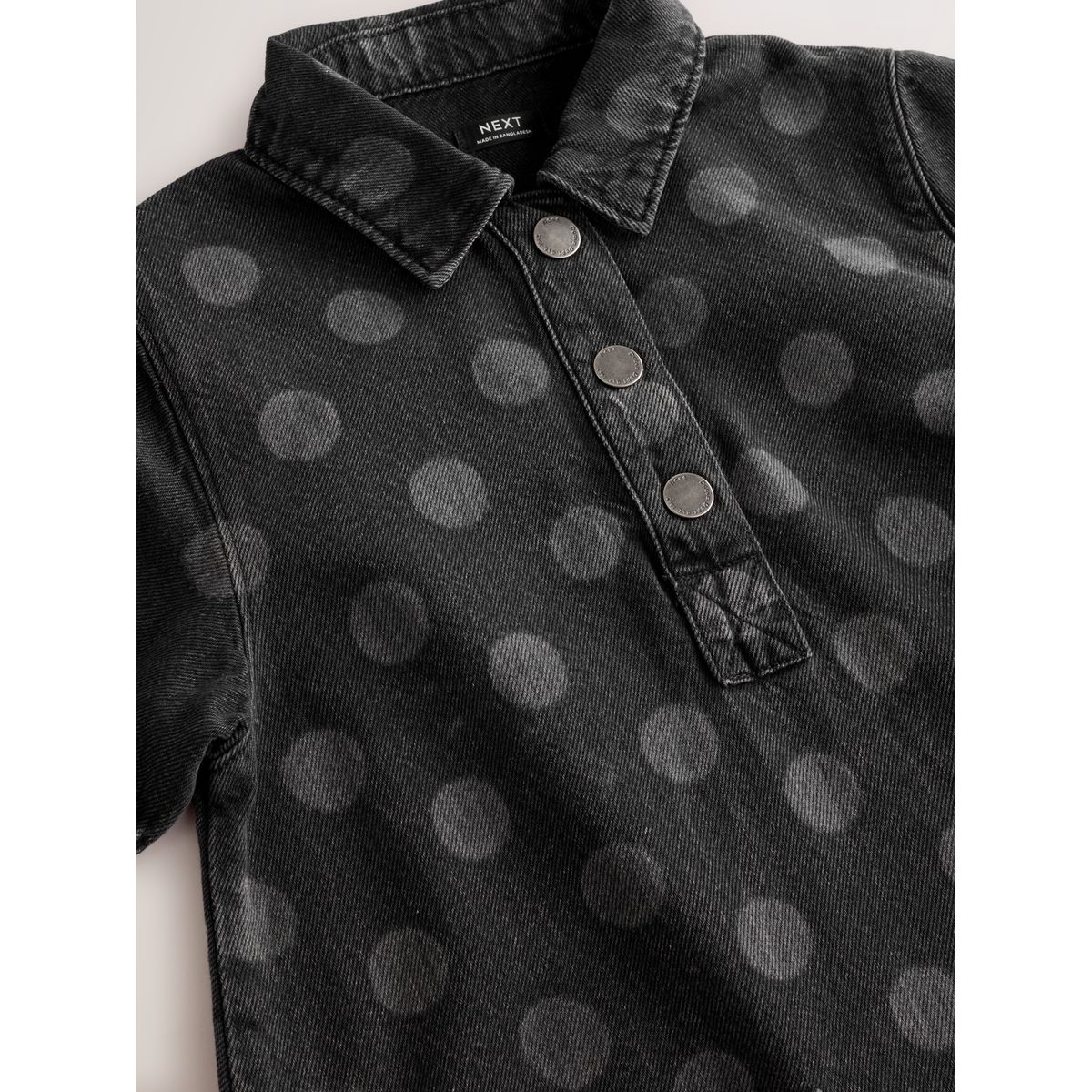 Robe droite en denim à pois noir, NEXT