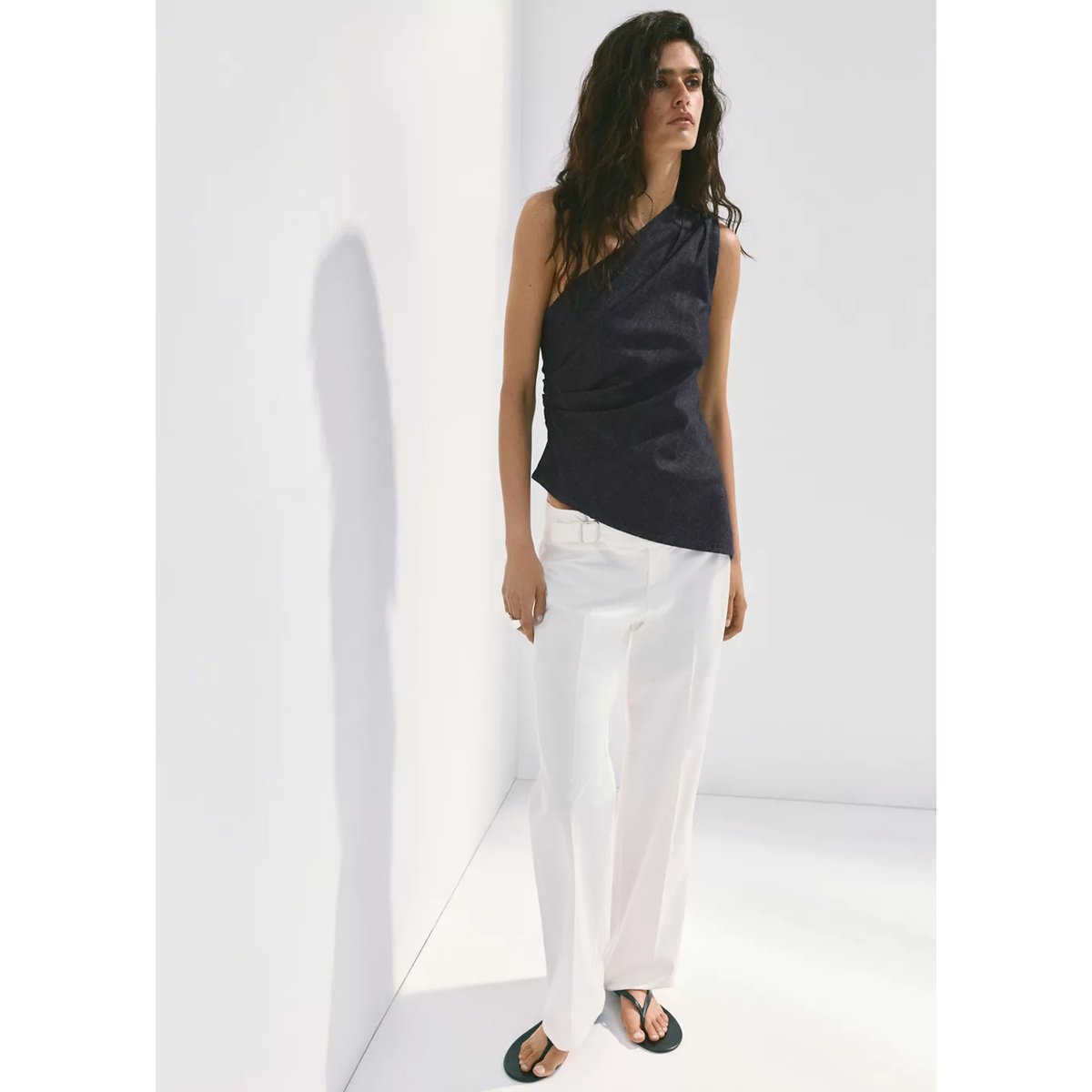 Top asymétrique coton bleu, MANGO