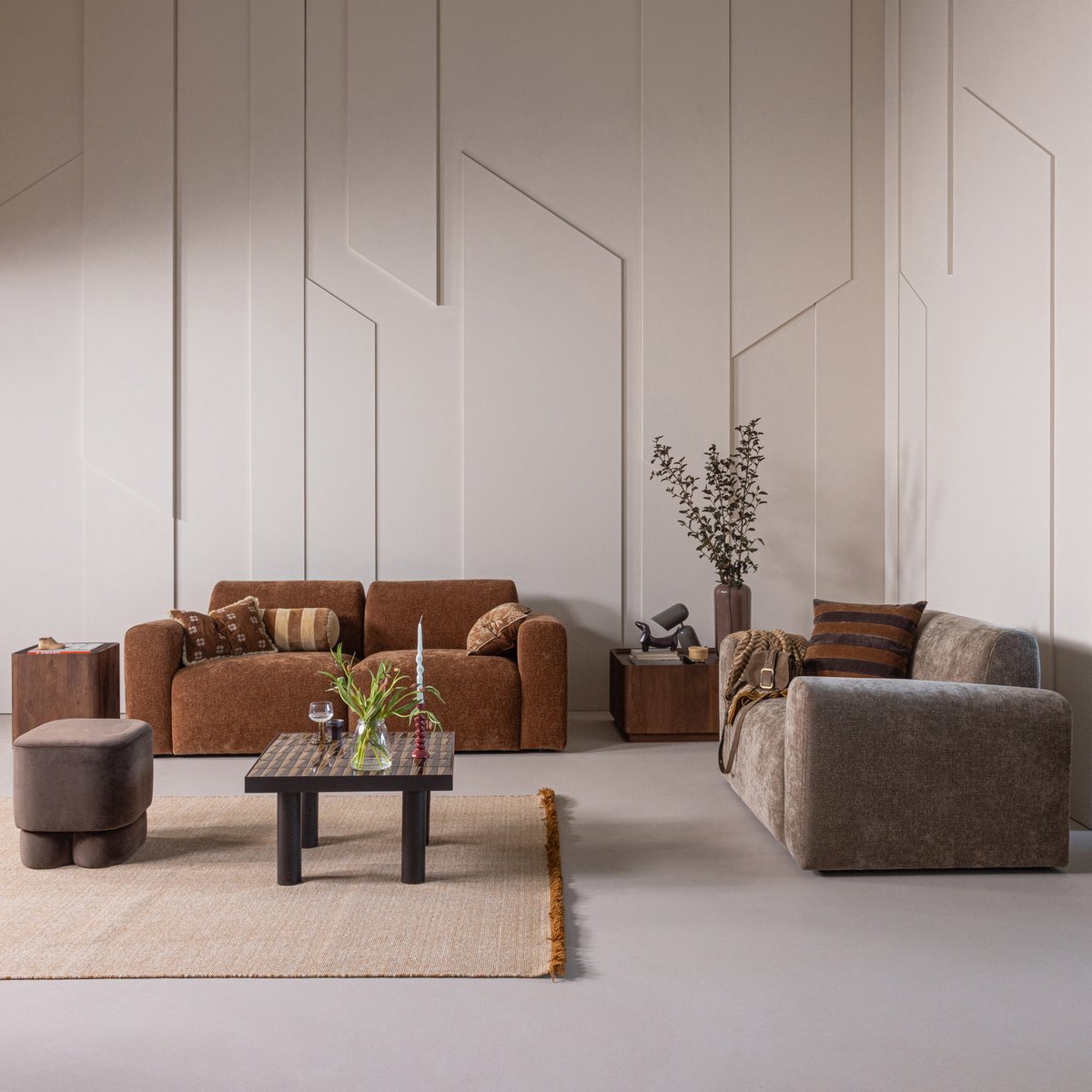 Pouf en velours VALEN marron, WOOOD