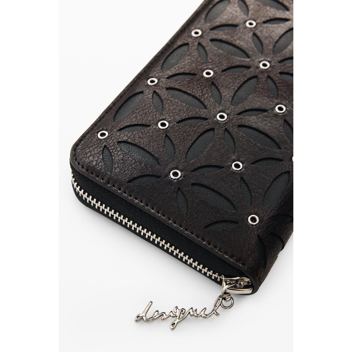 Grand porte-monnaie matelassé noir, DESIGUAL