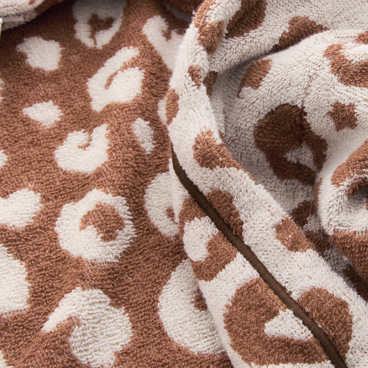 Albornoz con cuello cruzado, tejido de rizo de 400 g, ZANI estampado de leopardo, LA REDOUTE INTERIEURS
