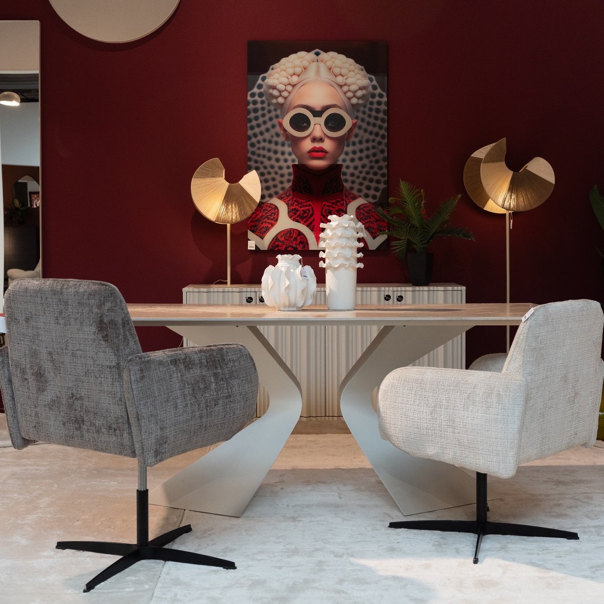 Chaise avec accoudoirs pivotante, TABEA marron, KARE DESIGN