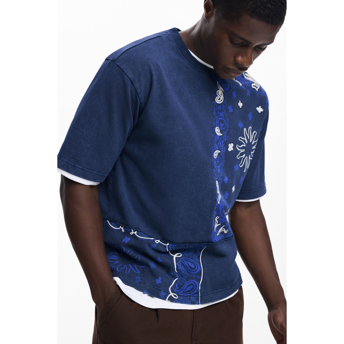 T-shirt soleil avec patchs bleu, DESIGUAL