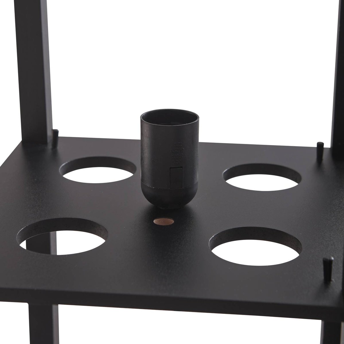 Lampadaire en bois moderne, Birta noir, LINDBY