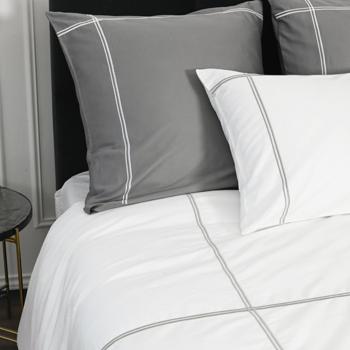 Parure housse de couette satin + 2 taies 65x65 cm PAVILLON ROYAL blanc/gris, SENSEI MAISON