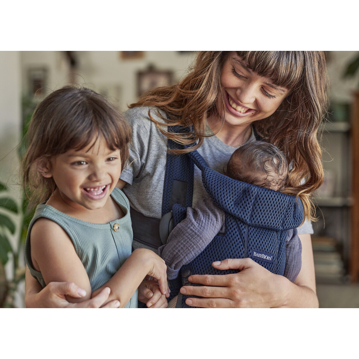 Porte bébé move mesh 3D bleu foncé, BABYBJORN