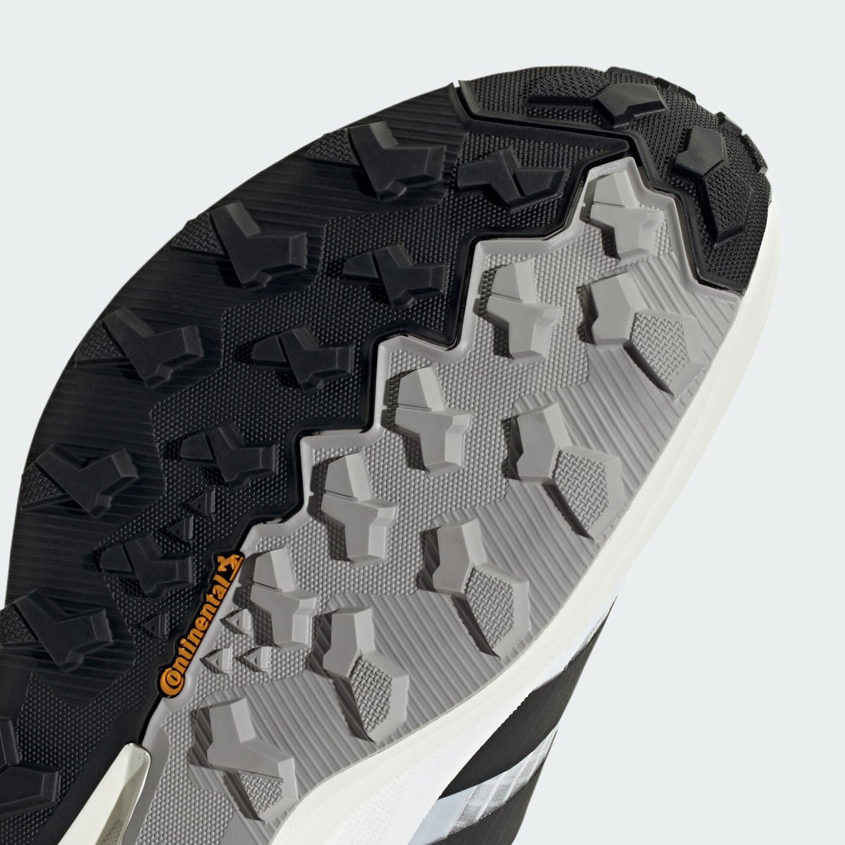 Chaussure De Randonnée Terrex Freehiker 3 Ultra Gore-Tex Chaussure De Randonnée Terrex Freehiker 3 Ultra Gore-Tex cloud white / core black / off white, adidas Performance