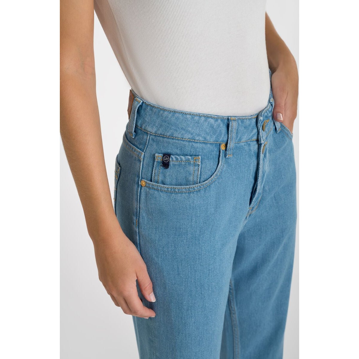 Jeans loose, large 400/60 girlfriend , 7/8ème blue, LE TEMPS DES CERISES