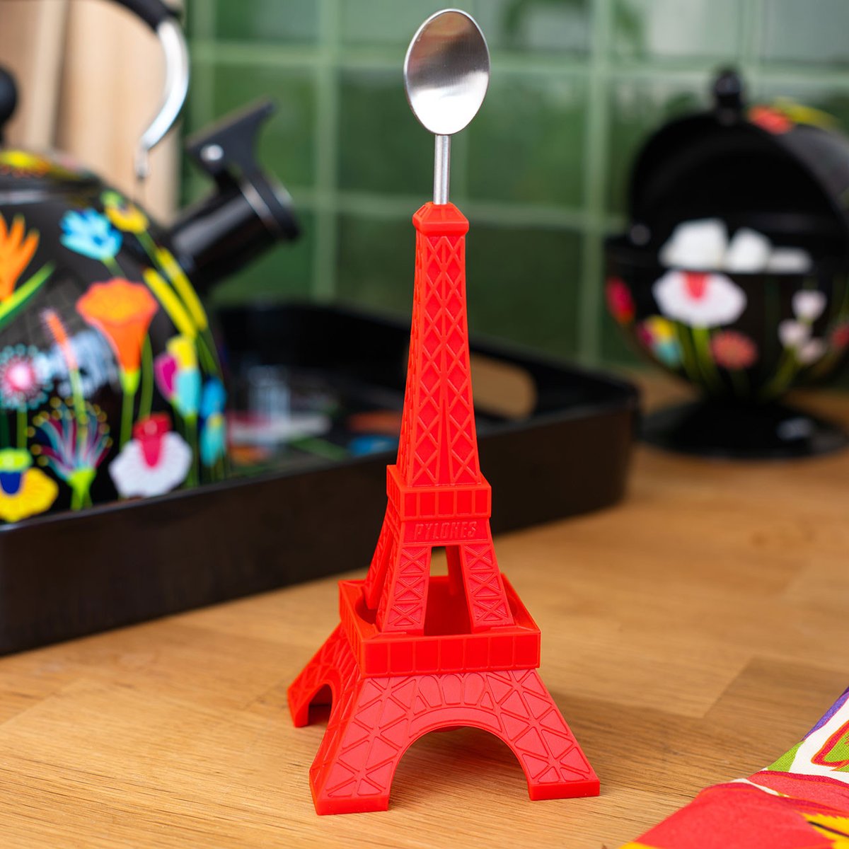 Coquetier et cuillère Tower  Paris à la coque rouge, PYLONES