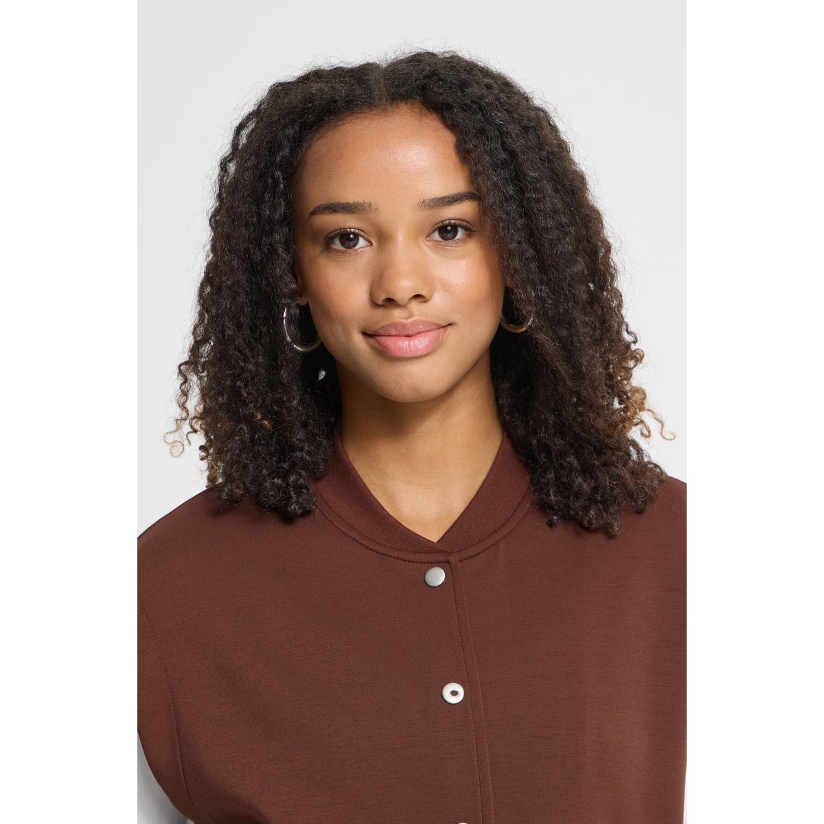 Manteau brown w. beige embroidry, ICHI