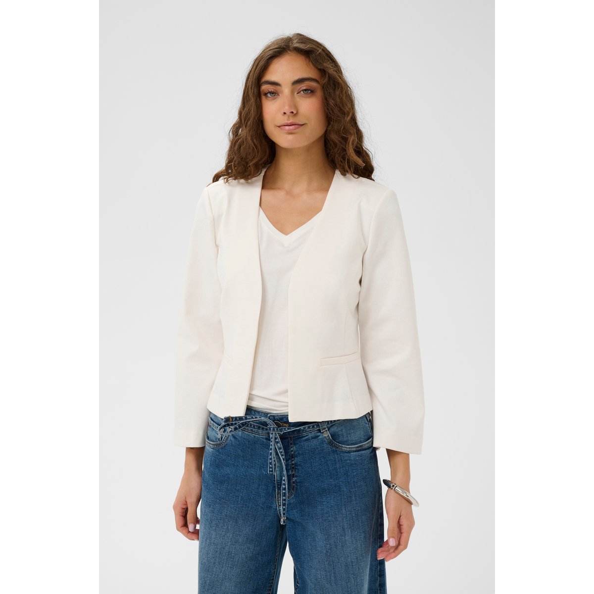 Blazer blanc spring gardenia, CULTURE
