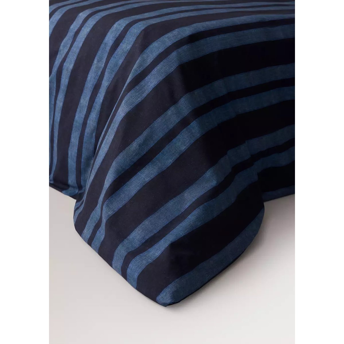 Housse de couette en percale de coton à rayures denim Lit 180/200 cm bleu indigo, MANGO HOME