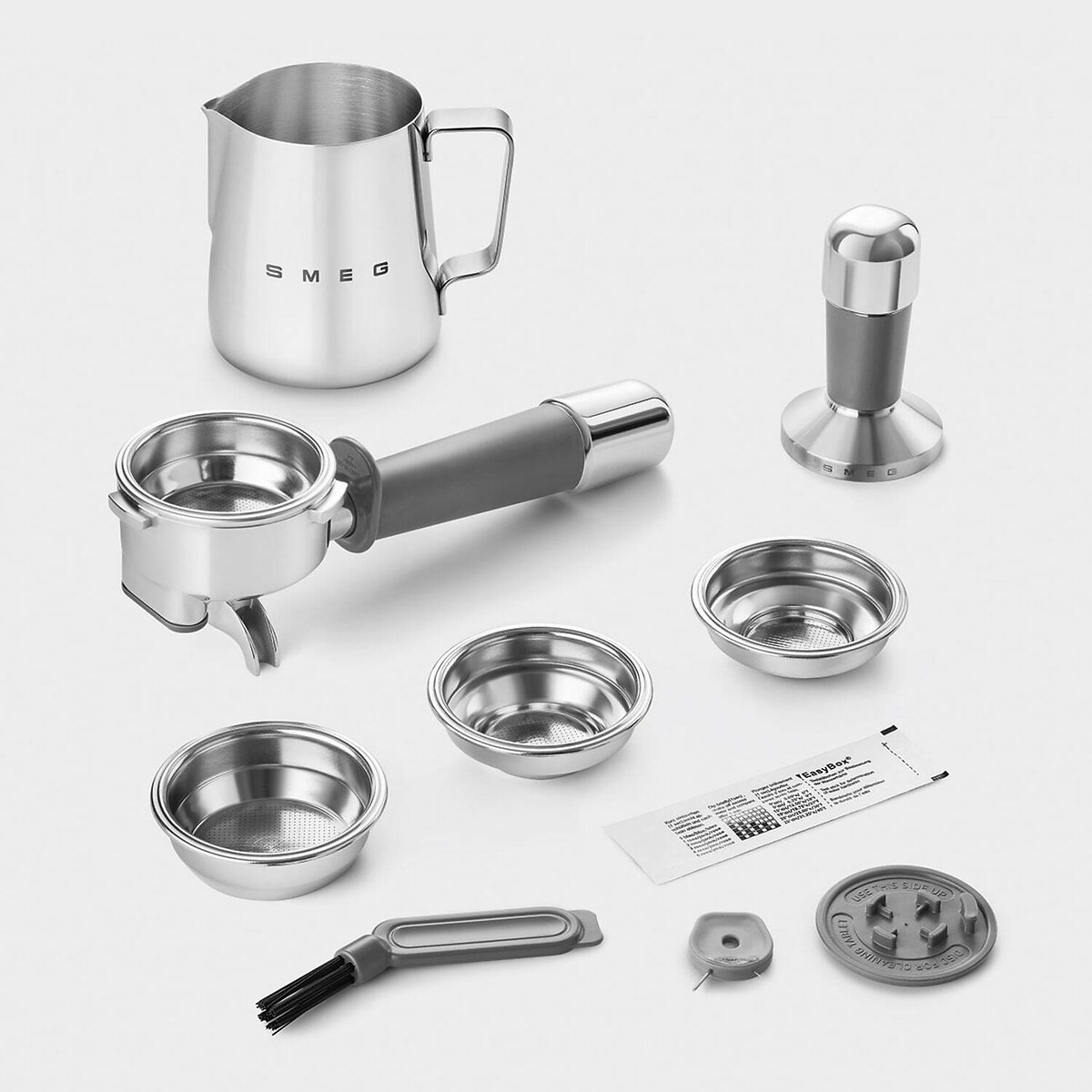 Retro Espresso Coffee Machine with Built in Grinder - EGF03 white, SMEG