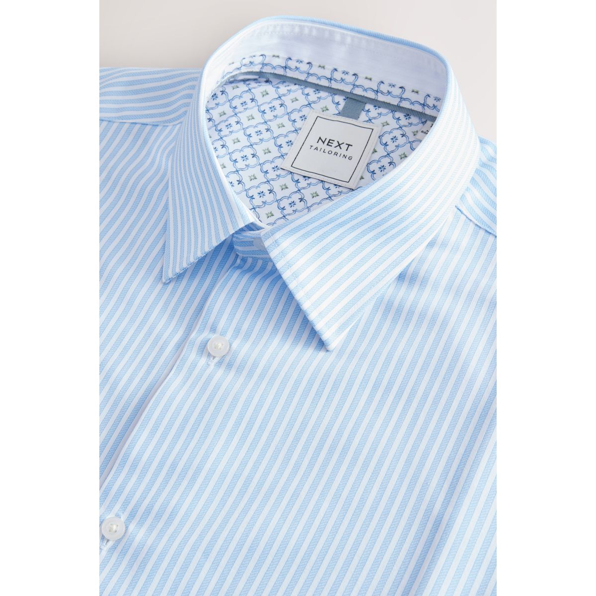 Chemise rayée et texturée facile d’entretien bleu, NEXT