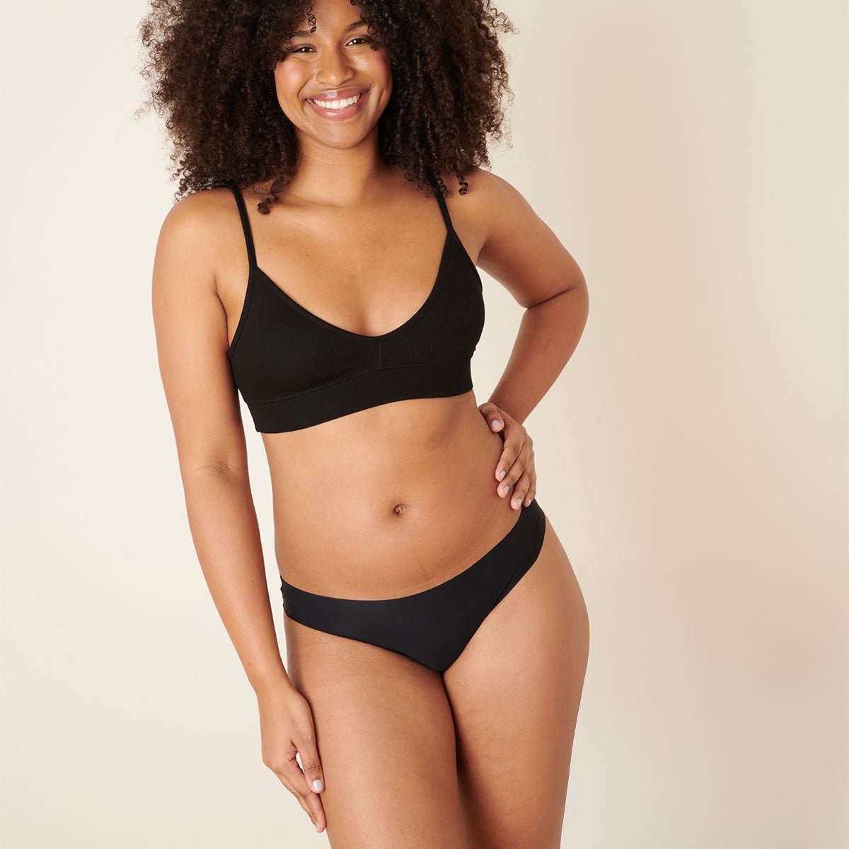 Culotte SANS COUTURES noir, WE ARE JOLIES