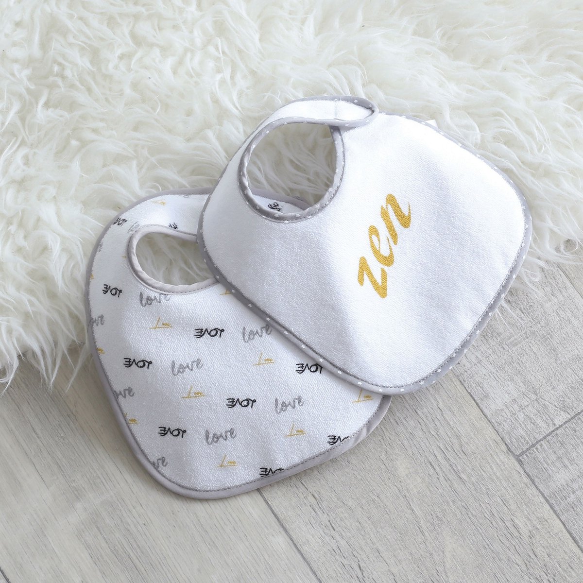 Lot de 7 bavoirs bébé amarillo, TROIS KILOS SEPT