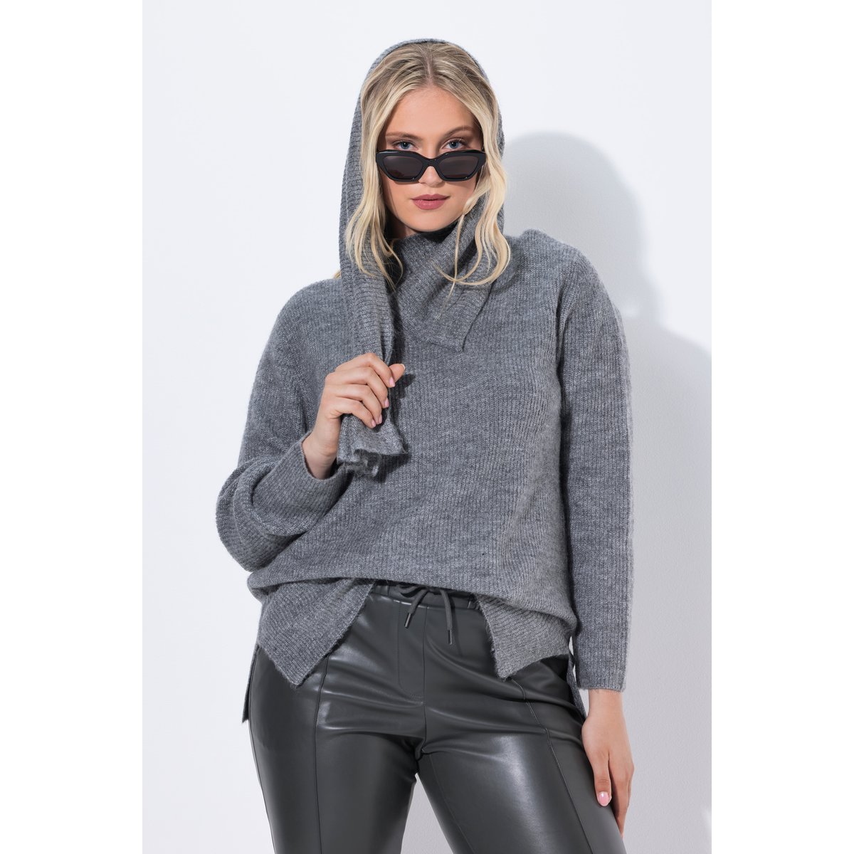 Pull en maille côtelée à manches longues gris béton, ULLA POPKEN